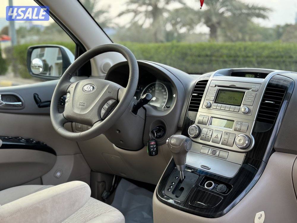 كيا كرنفال موديل 2015 كامل المواصفات بحاله ممتازه12