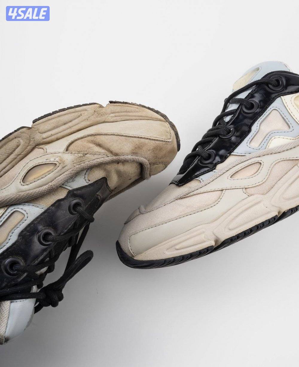 غسيل انواع سجاده ، غسيل احذيه ،غسيل ستايير ، ديباجات،يوجد لدينا توصيل4