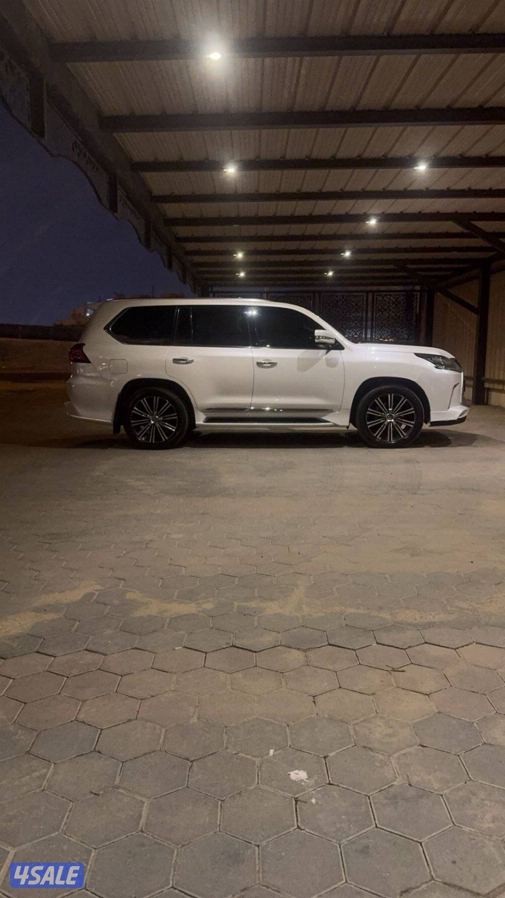 للبيع لكزس2