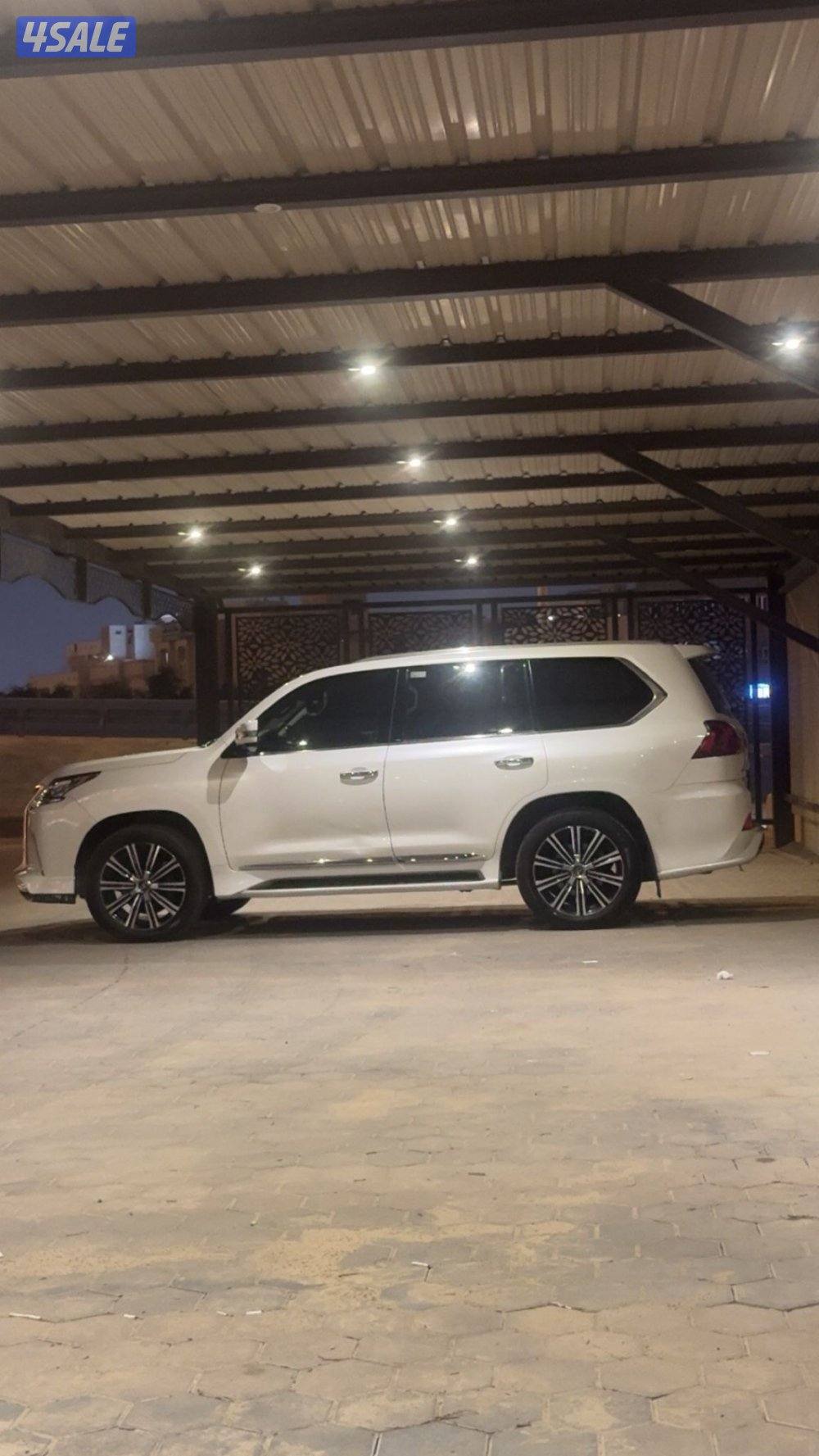 للبيع لكزس3