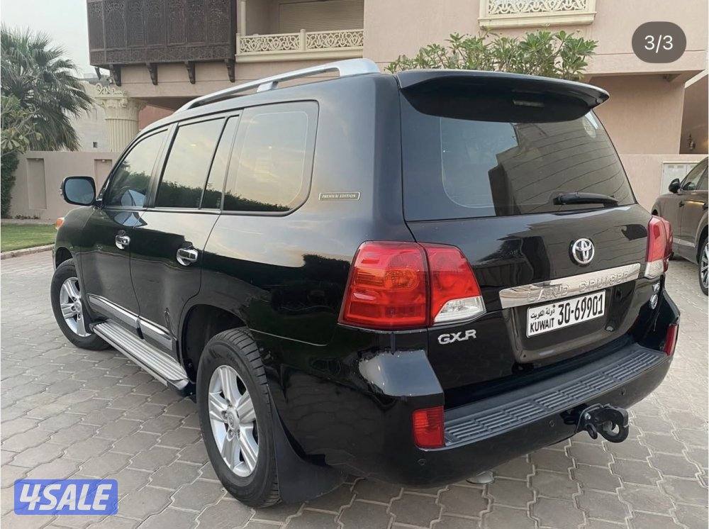 لاندكروزر GXR V6 20151