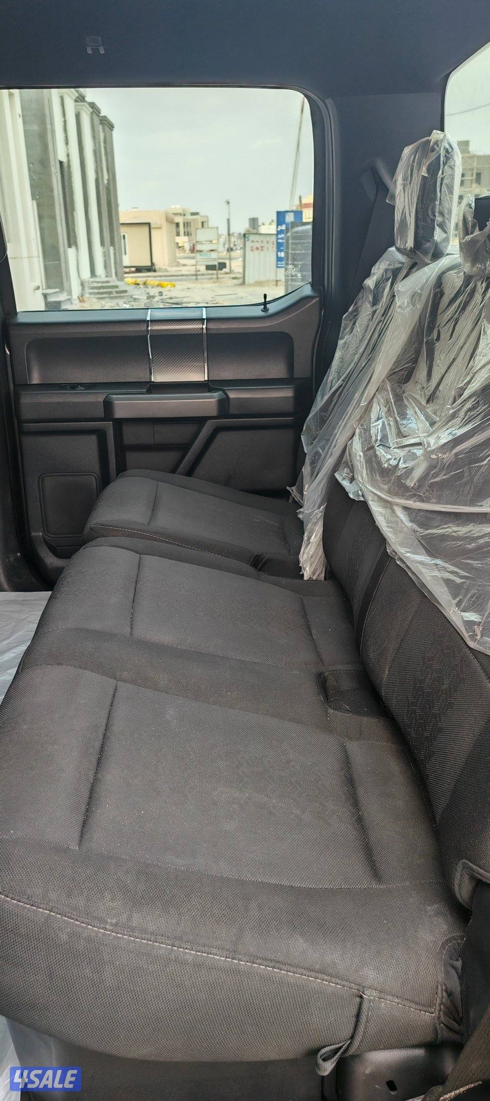 للبيع وانيت فورد fx4 موديل 20195