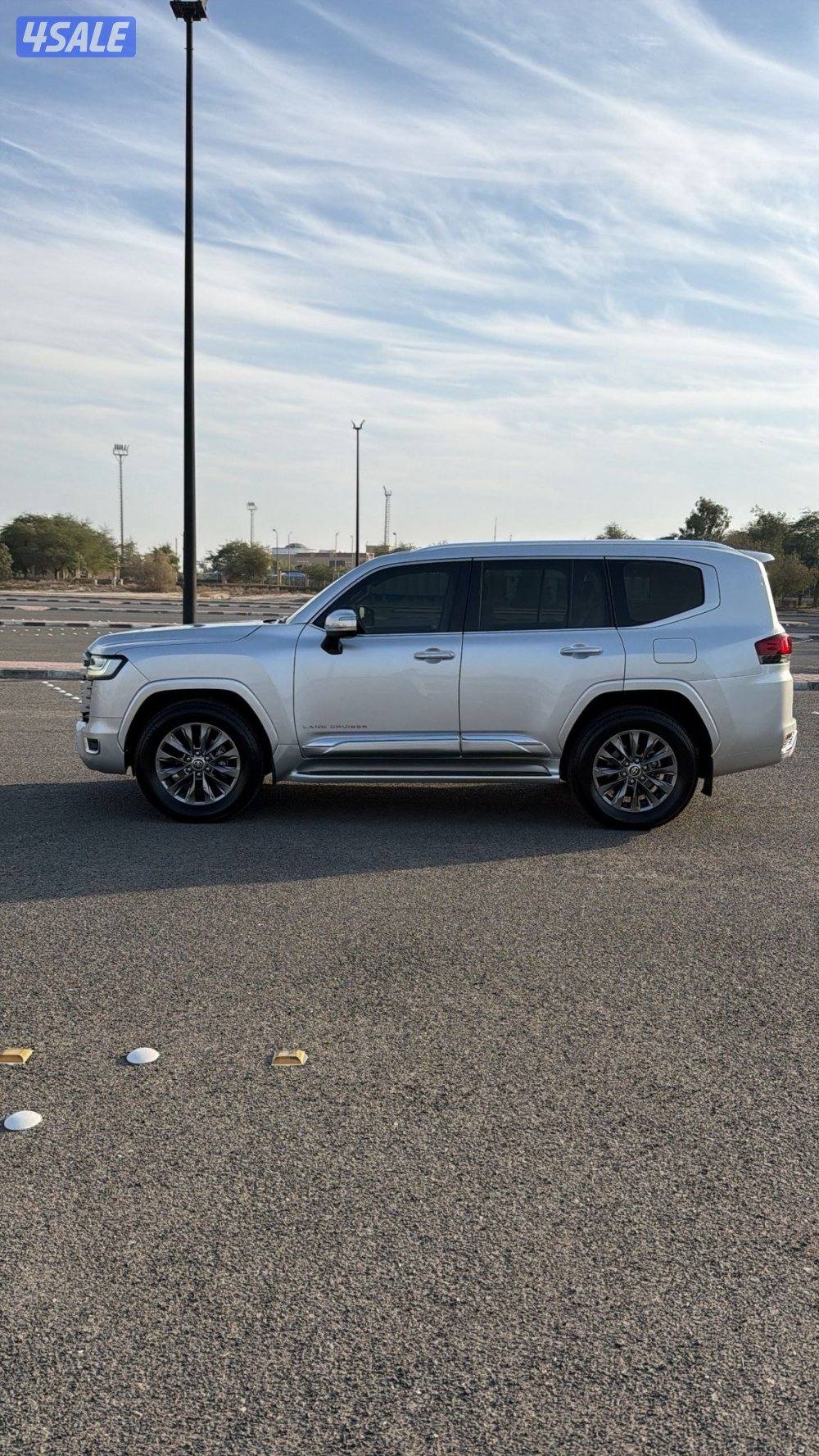 البيع لاندكروزر0