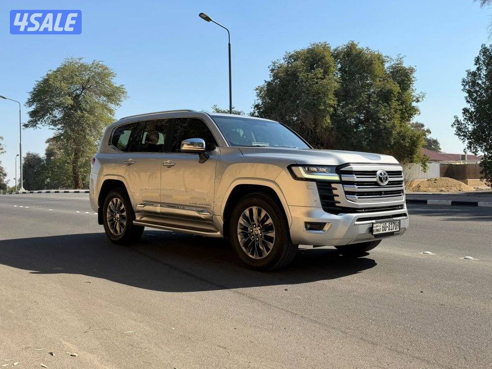 البيع لاندكروزر8