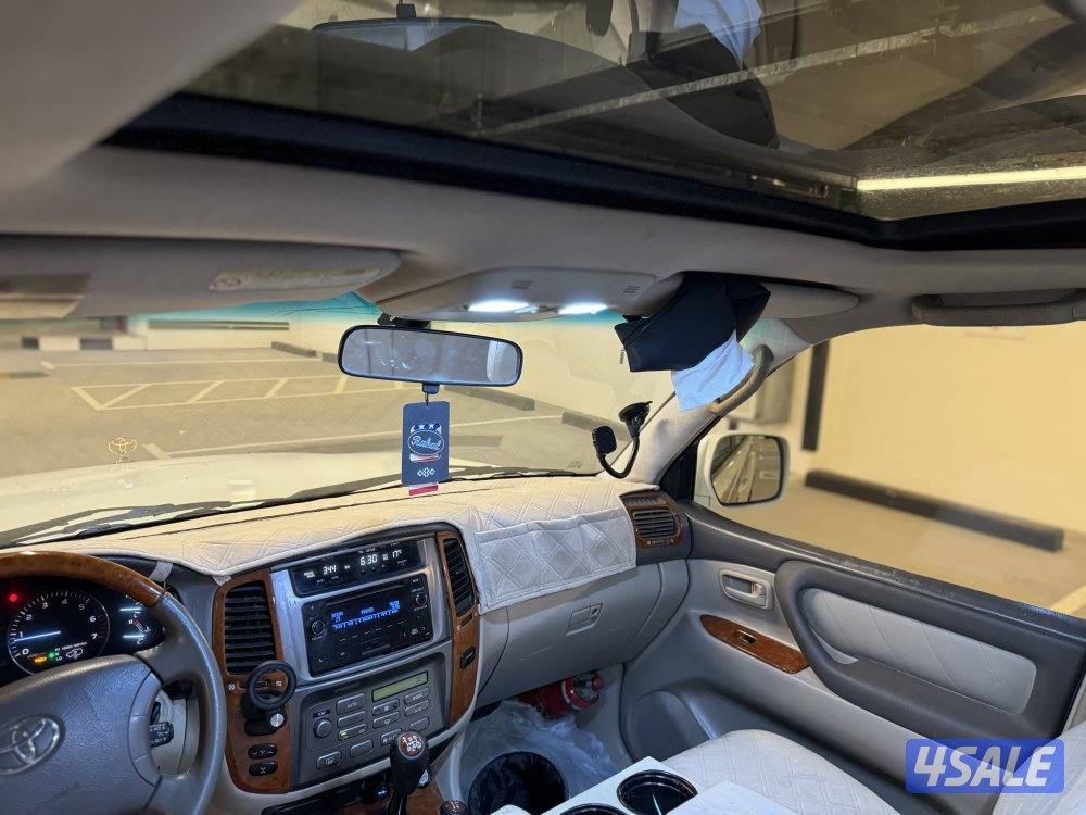 لاند كروز vxr - v81