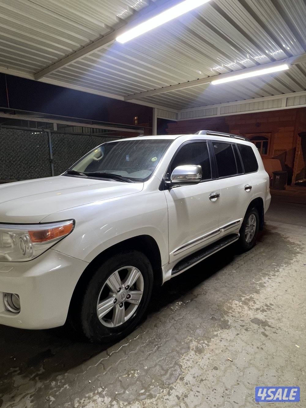 للبيع لاند كروزر 20144