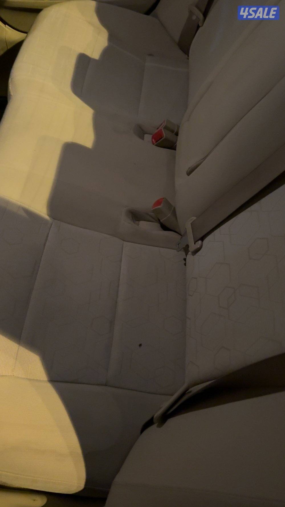 للبيع كامري 2015 اللون ابيض GLشرط الفحص السعر ٢٠٠٠ قابل للمساومه1