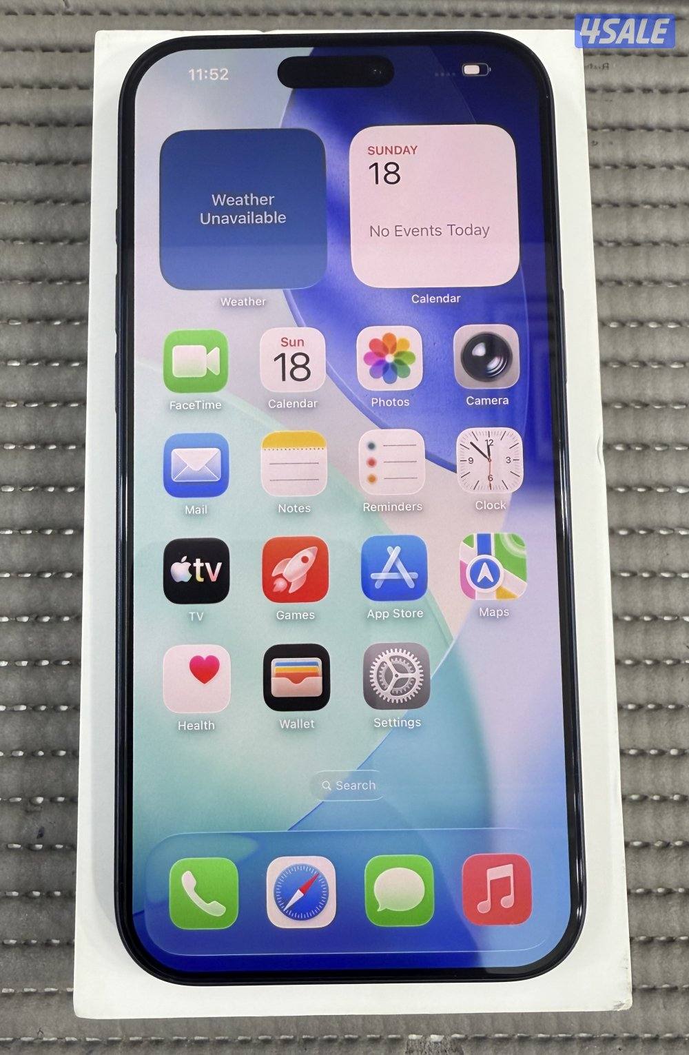 iPhone 17 Pro Max 512GB Blue Used.4