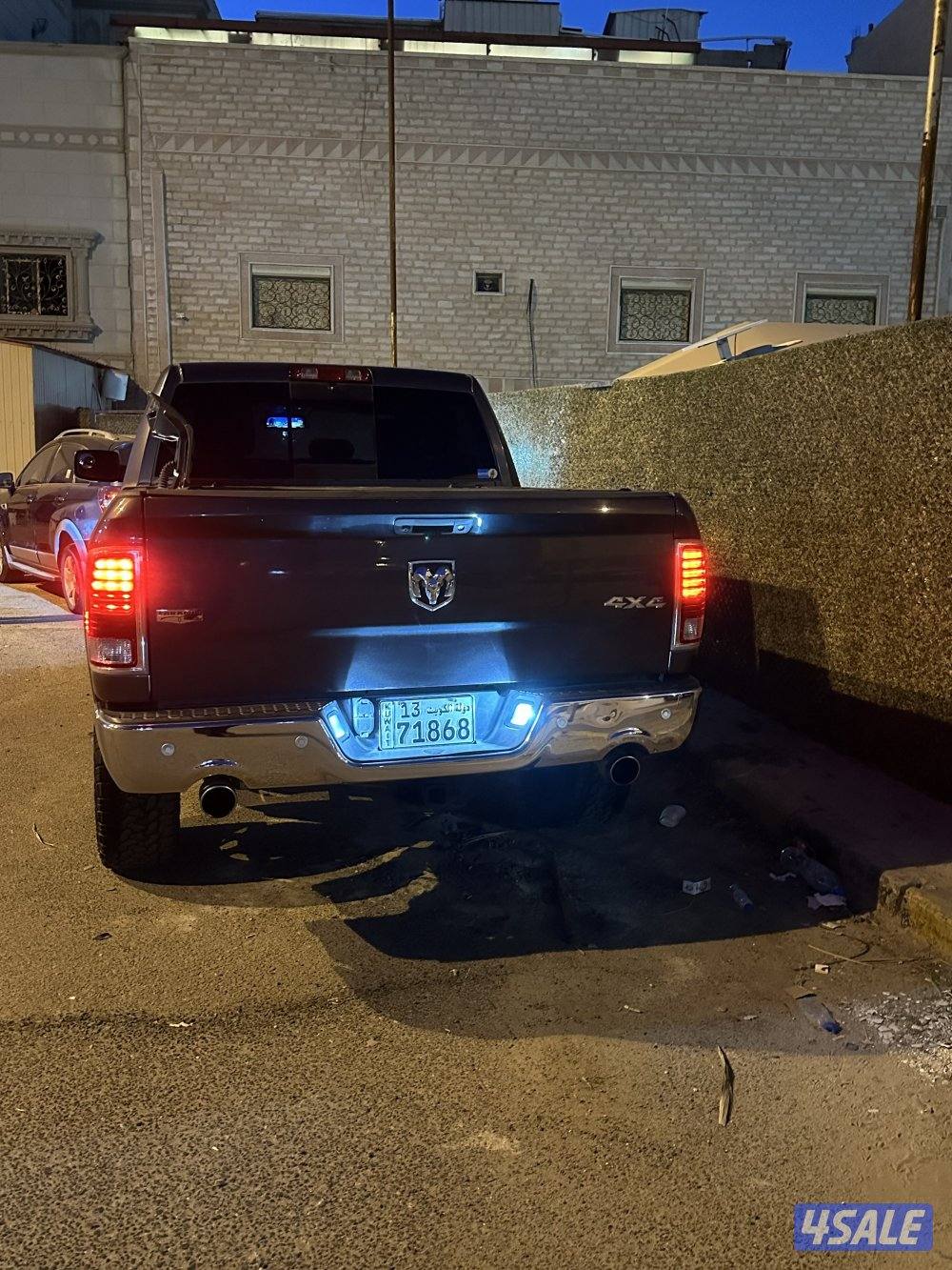 للبيع رام مديل 2015 وارد الملا وبهبهاني كامل المواصفات هيمي0