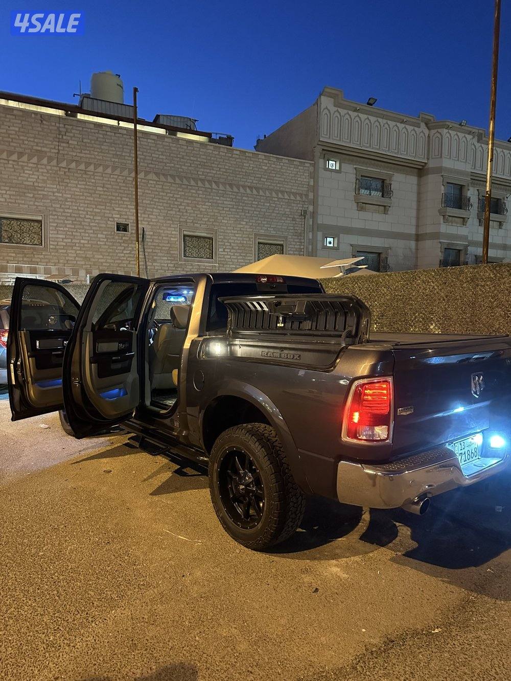 للبيع رام مديل 2015 وارد الملا وبهبهاني كامل المواصفات هيمي1