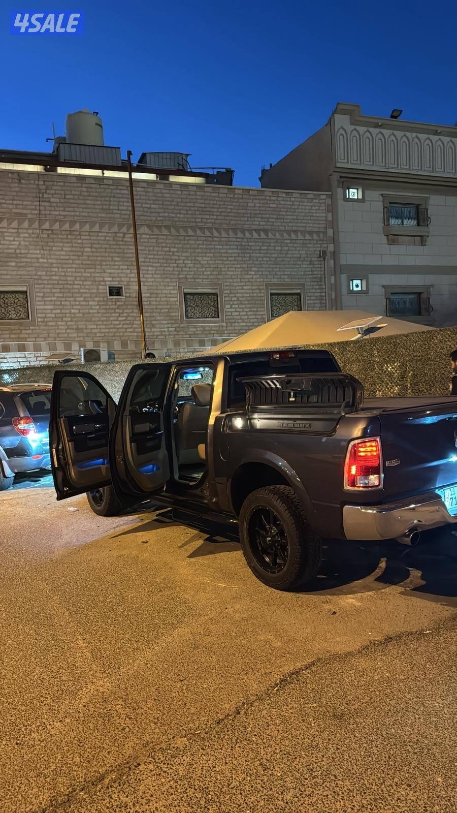 للبيع رام مديل 2015 وارد الملا وبهبهاني كامل المواصفات هيمي10