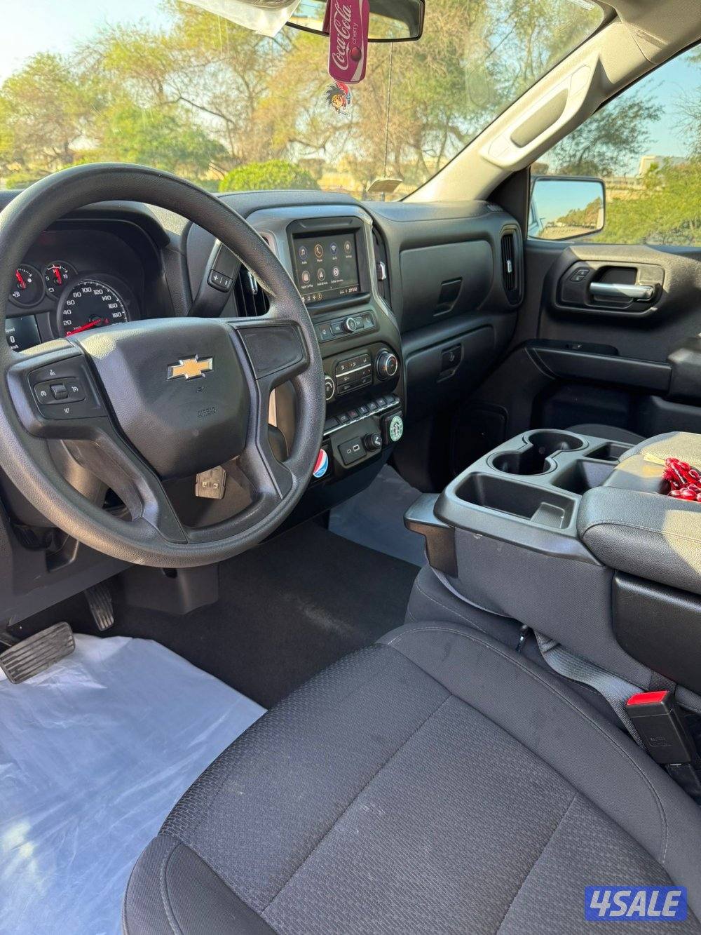 للبيع وانيت سلفرادو LS0