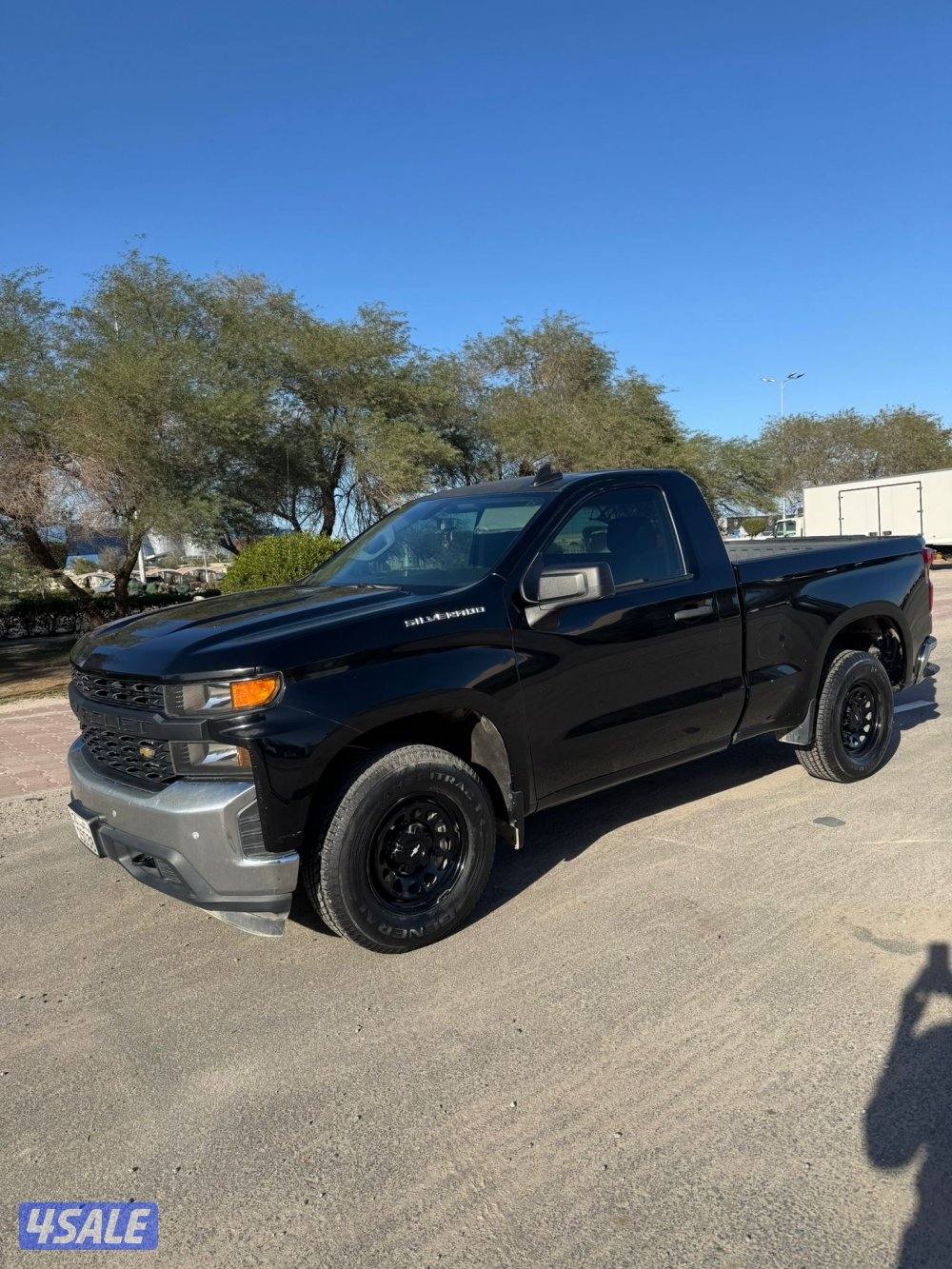 للبيع وانيت سلفرادو LS2