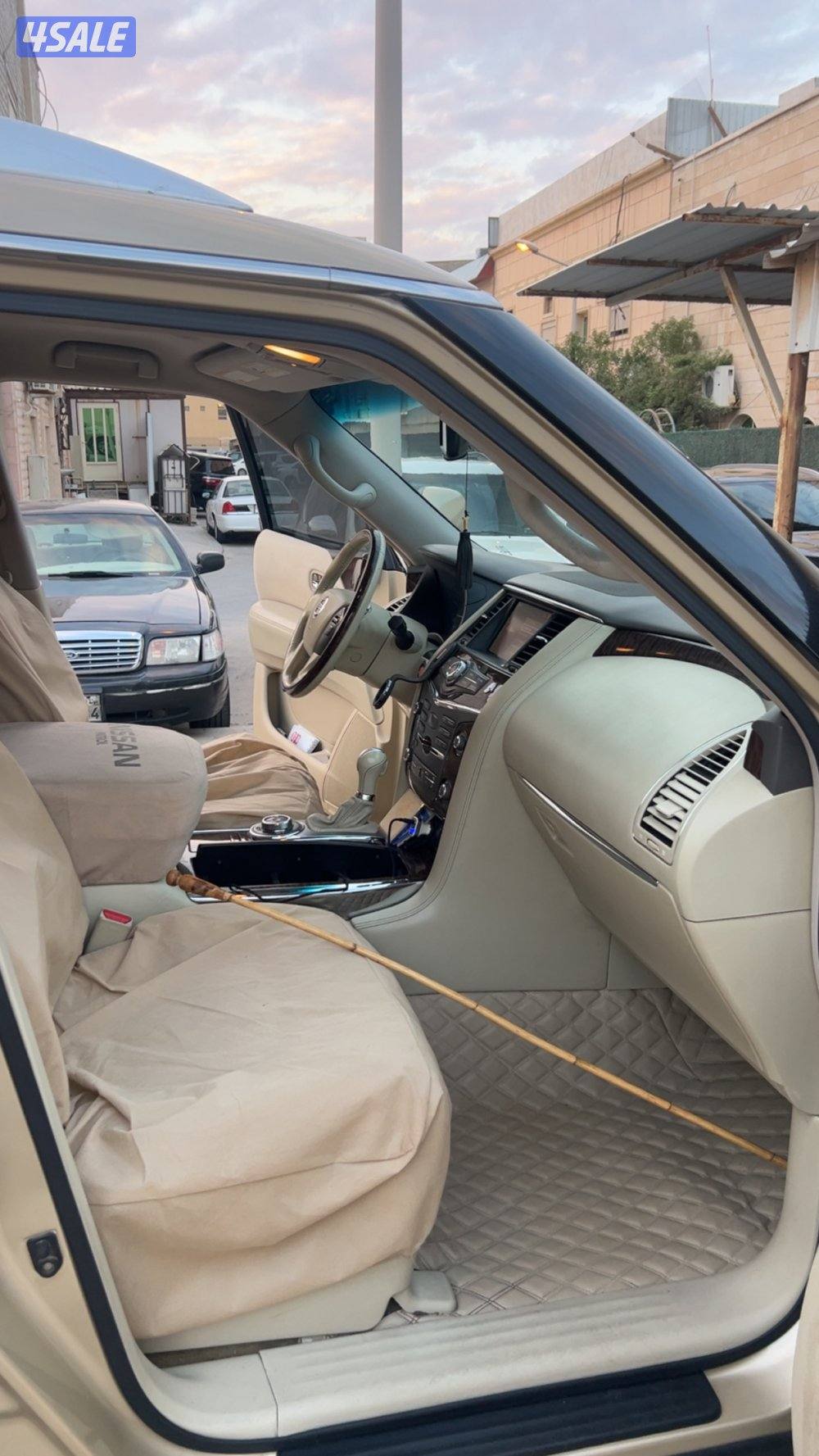 موديل ٢٠١٢ شرط الفحص مكيه ٣٢٠3