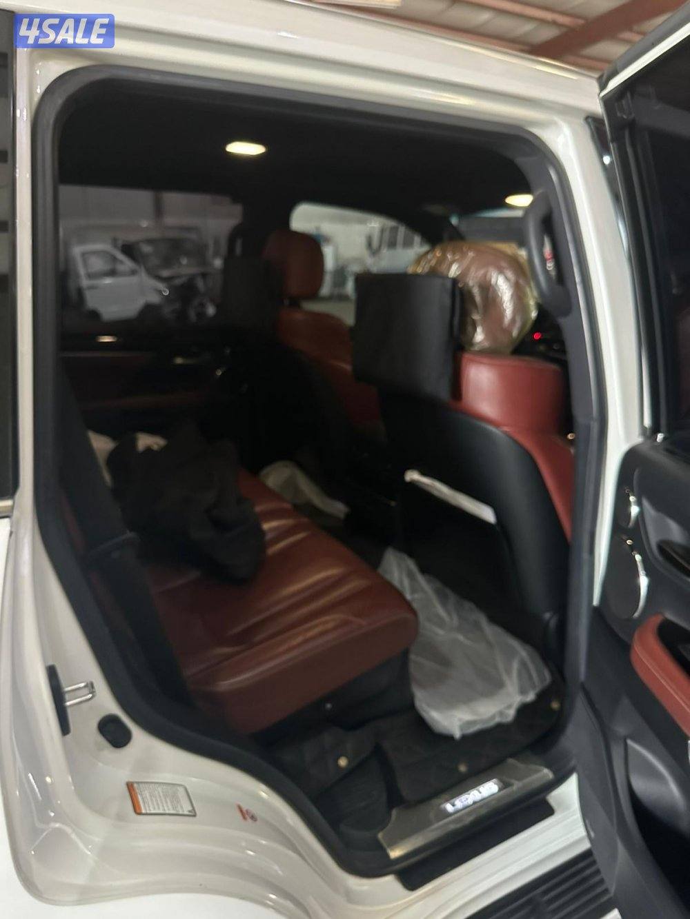 للبيع جيب لكزس 20172