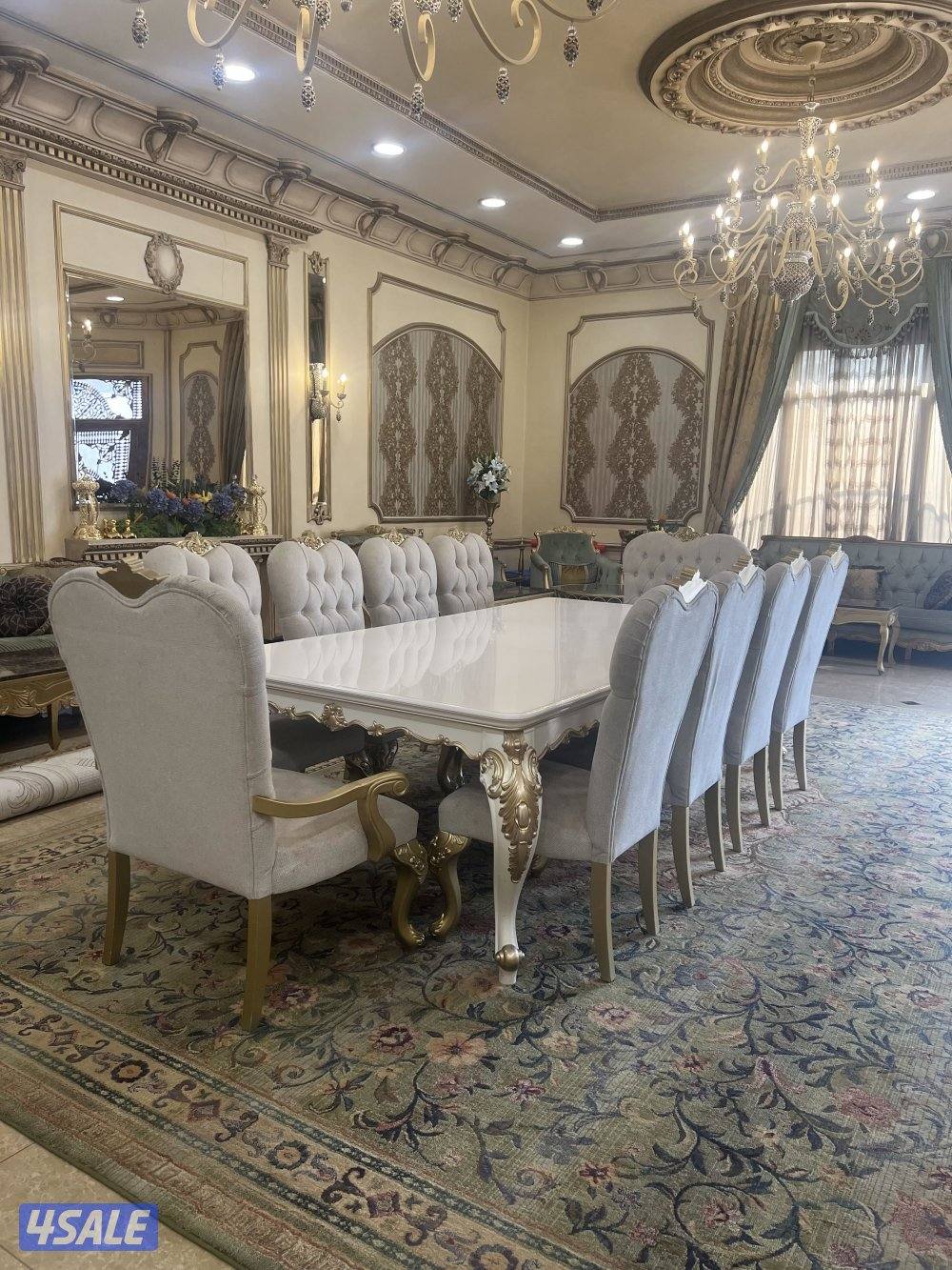 طاوله طعام. عشر مقاعد0