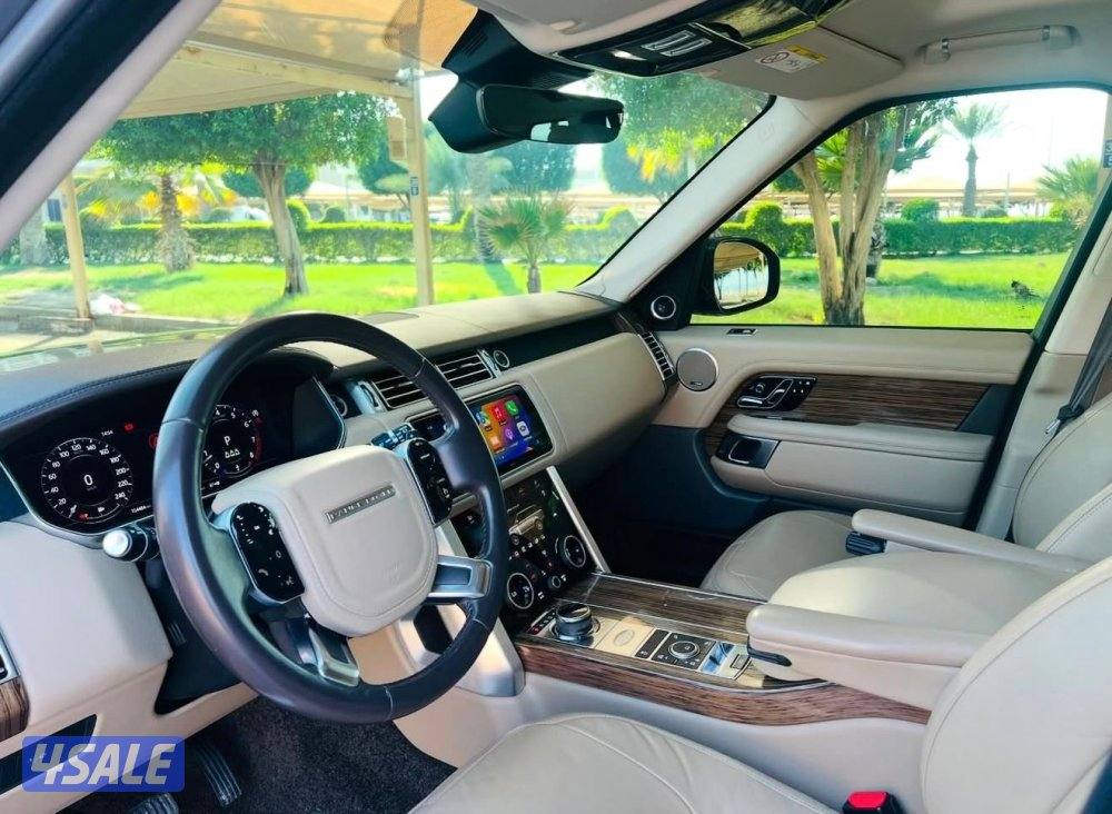 للبيع : رنج روفر فوج موديل : 2019 عداد : 200الف7