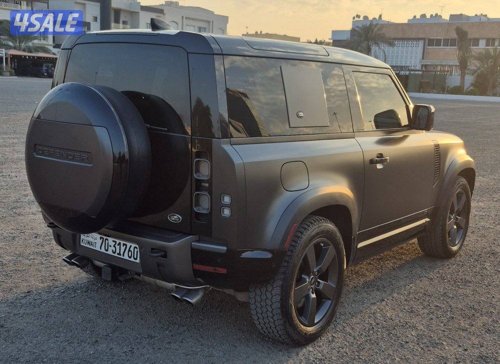 دفندر 90 موديل 2023
carpathian editon V8
وارد امريكا ، سيرفس منتظم3