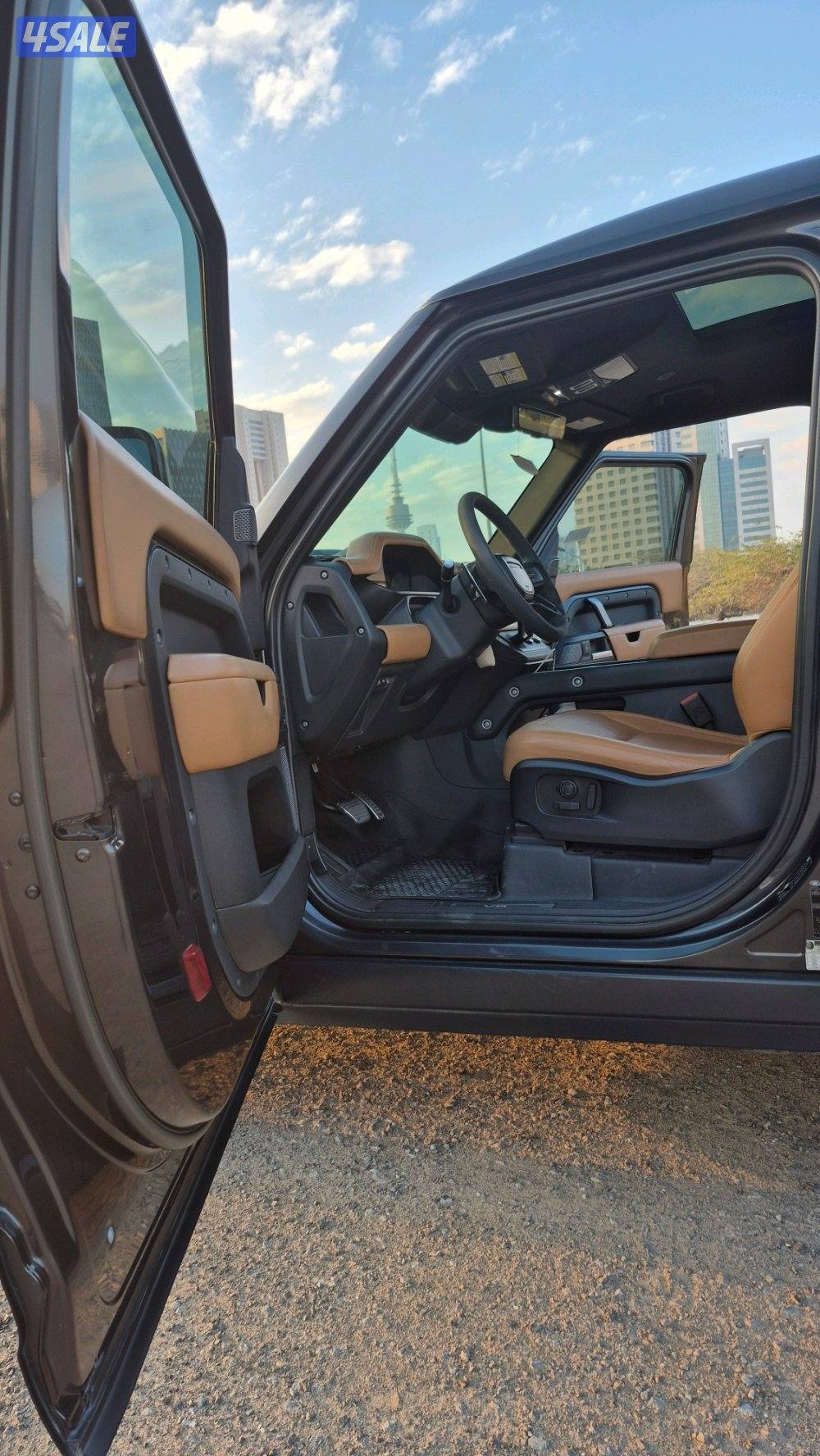 دفندر 90 موديل 2023
carpathian editon V8
وارد امريكا ، سيرفس منتظم9