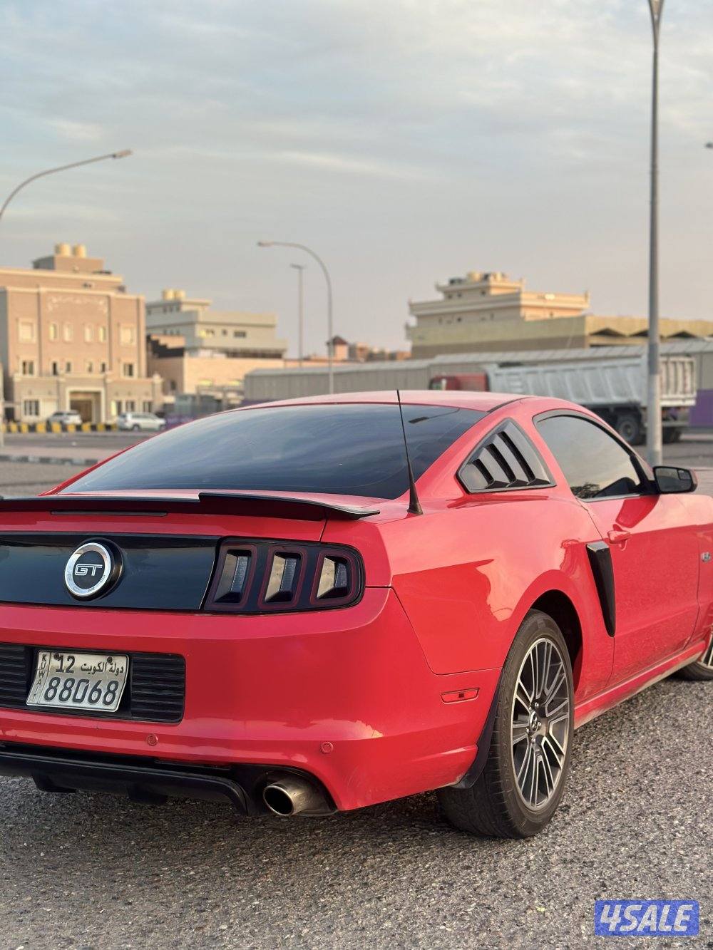 للبيع موستنق 2013 صبغ الوكالة2