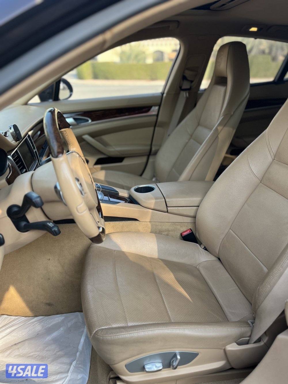 للبيع بورش باناميرا موديل 201210