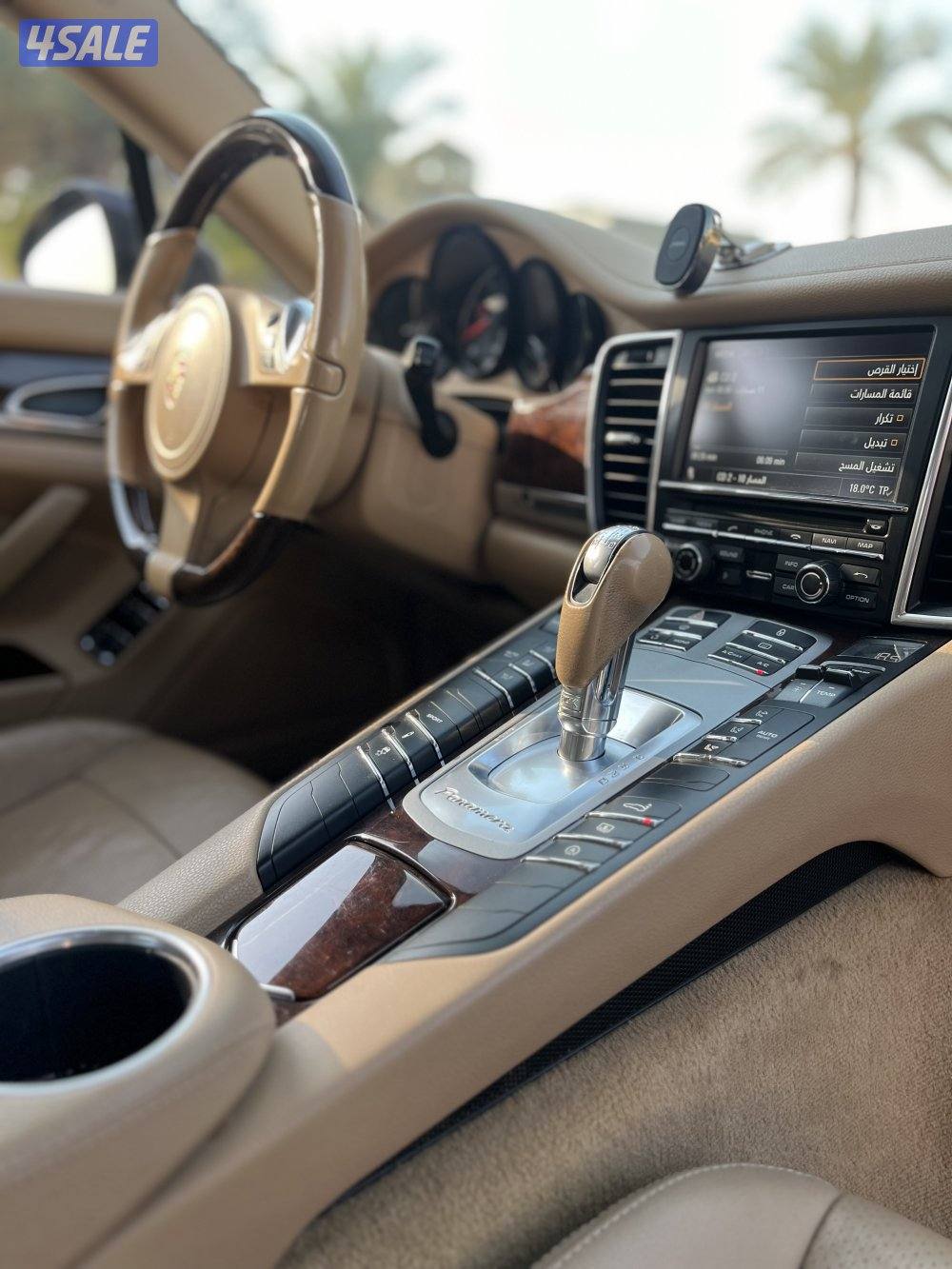 للبيع بورش باناميرا موديل 201211