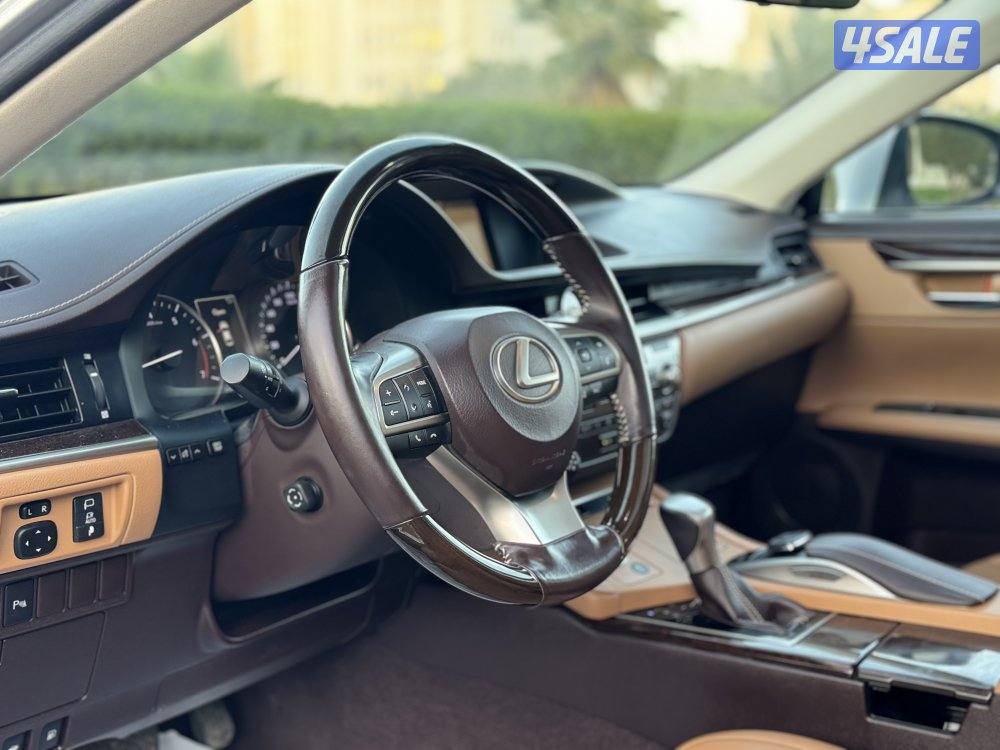لكزس ES250 موديل 201615