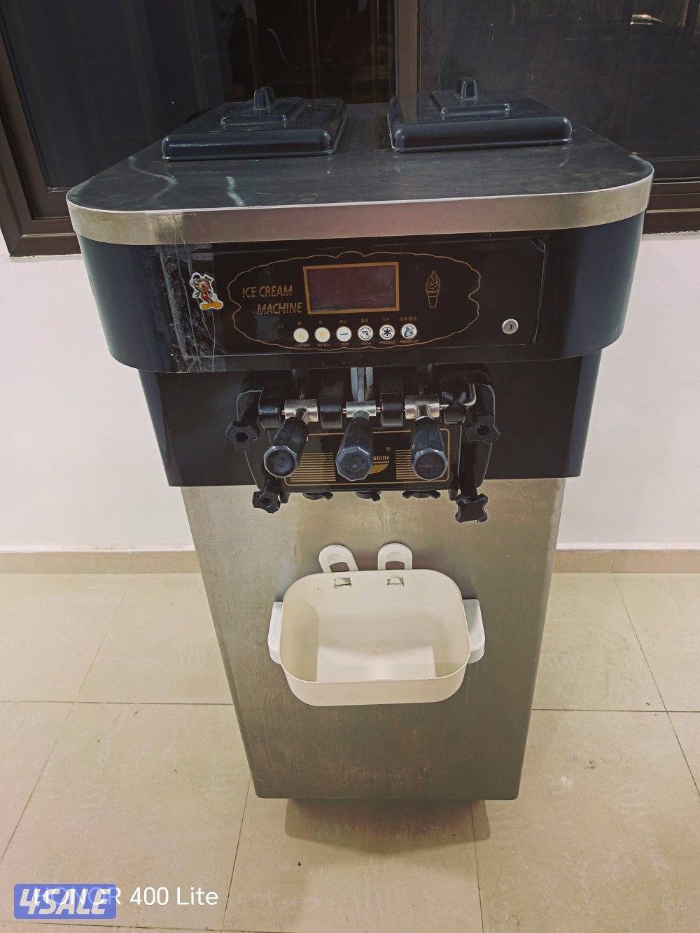 مكينه ايس كريم للبيع بحاله جيدا3