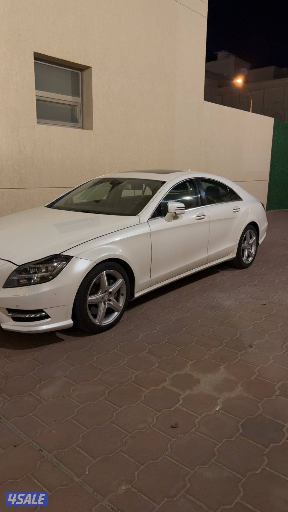 للبيع مرسيدس cls 3500