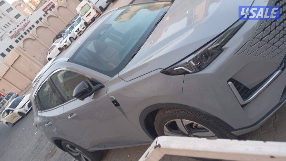 للبيع سياره شنجان كامله المواصفات صباغ الوكاله بالكامل يوجد قطعه واحده2