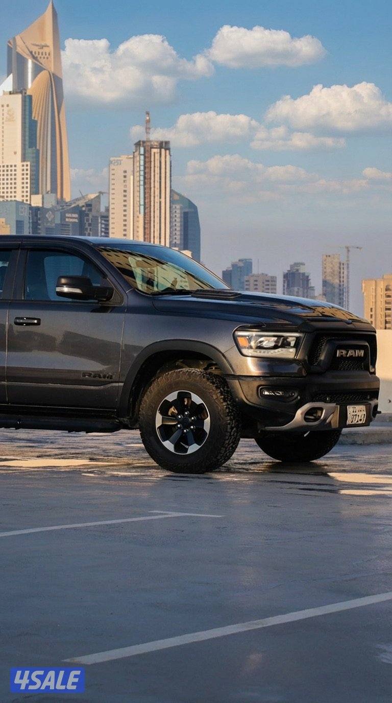 للبيع دوج رام ريبل 2022 أسود2