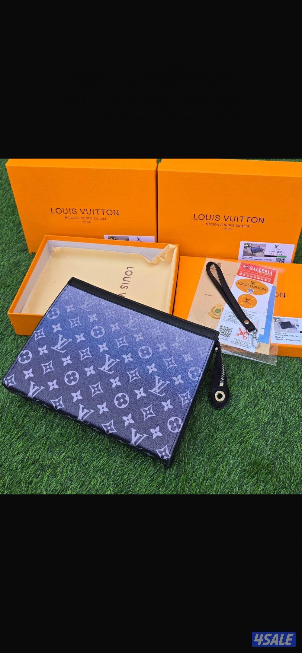 اقوى تشكيله شنط يد رجاليه الدرجه الاولى 20264