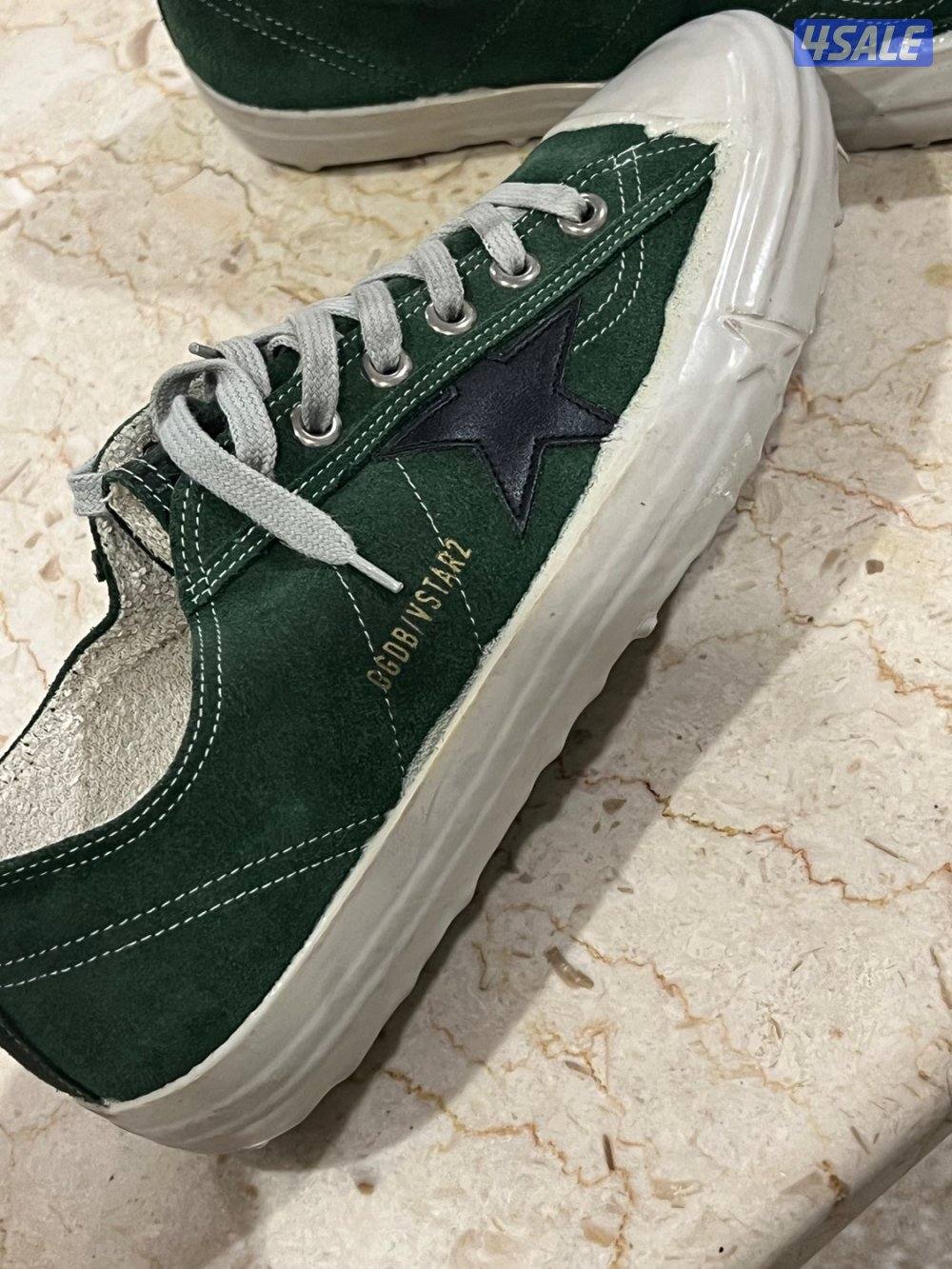 جوتي قولدن غوز مقاس ٤٤ جديد0