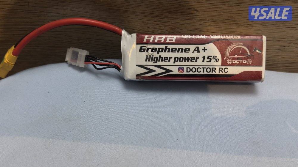 ‏للبيع بطارية بحالة ممتازة ما فيها ولا شي أمورها طيبة4s2