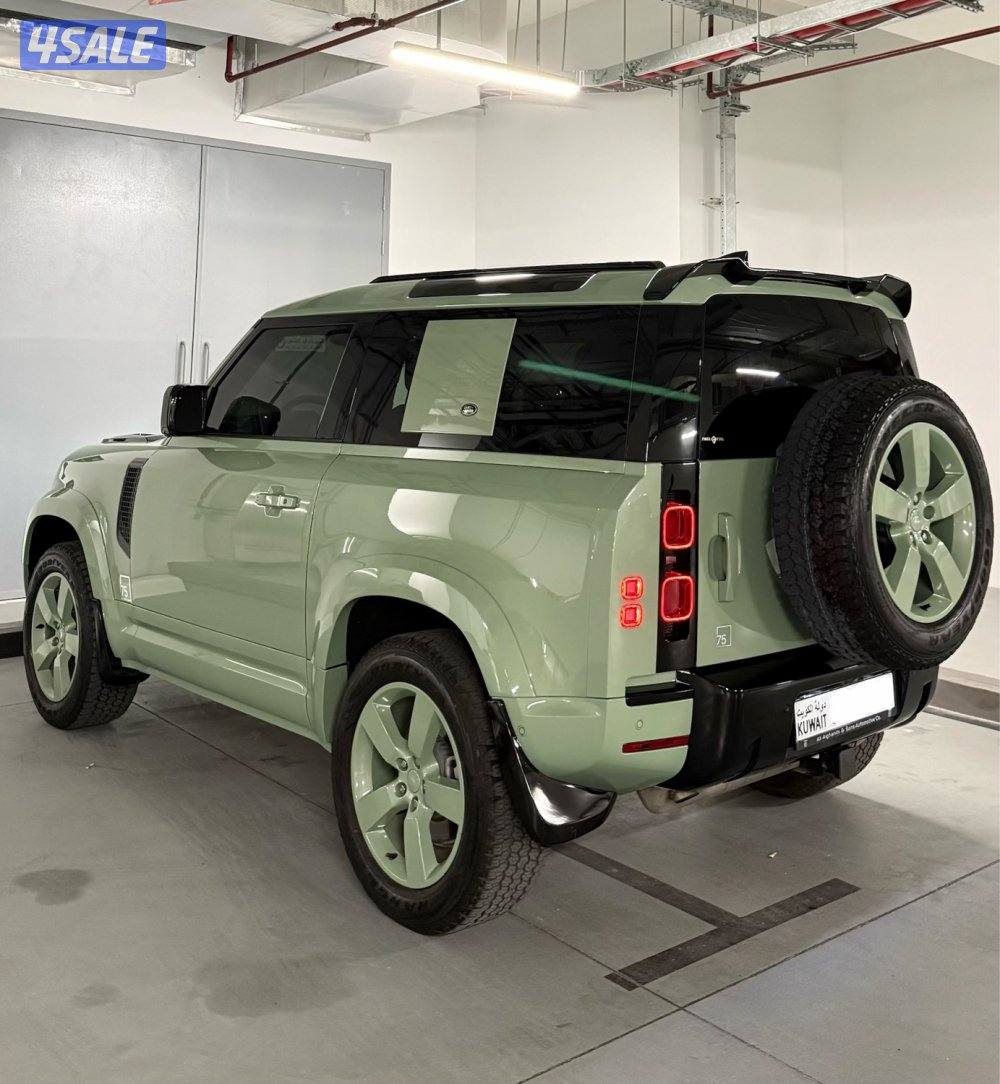 ديفندر v6 75th بحالة الوكالة2