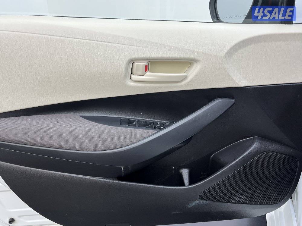 TOYOTA COROLLA 22F04T-L_U10