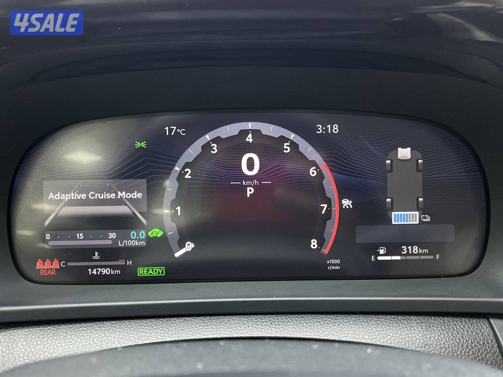 TOYOTA CROWN HYBRID6