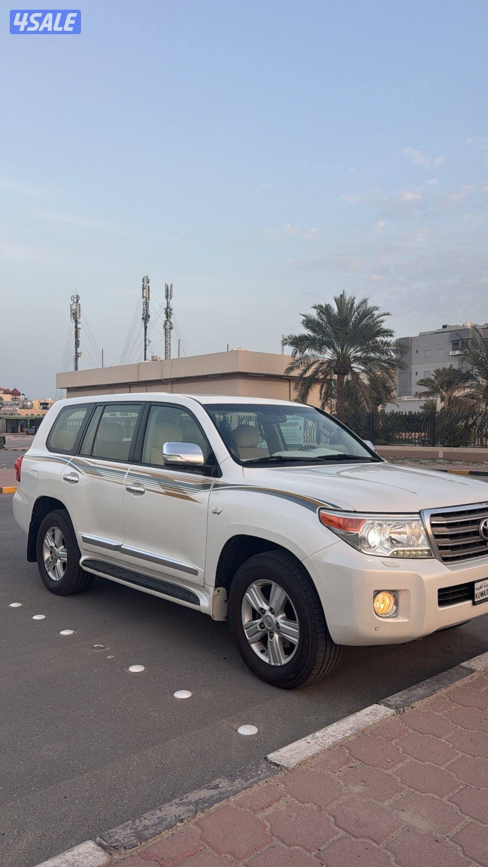 للبيع VXR وارد قطر شرط الفحص ماشي 3151