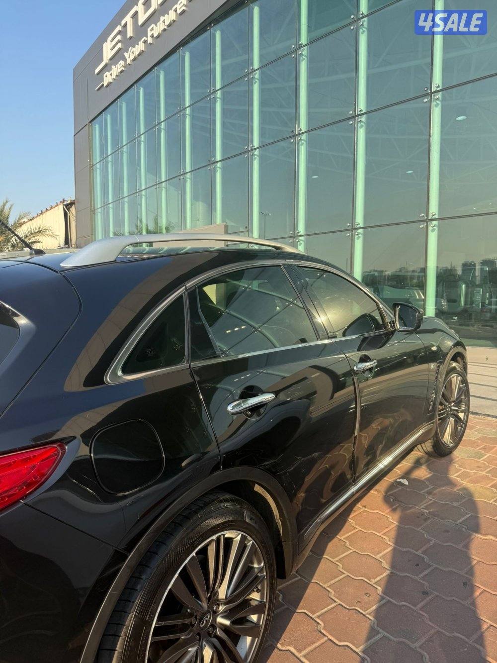 للبيع حسب انفنتي كامل المواصفات مديل ٢٠١٨ شرط الفحص0