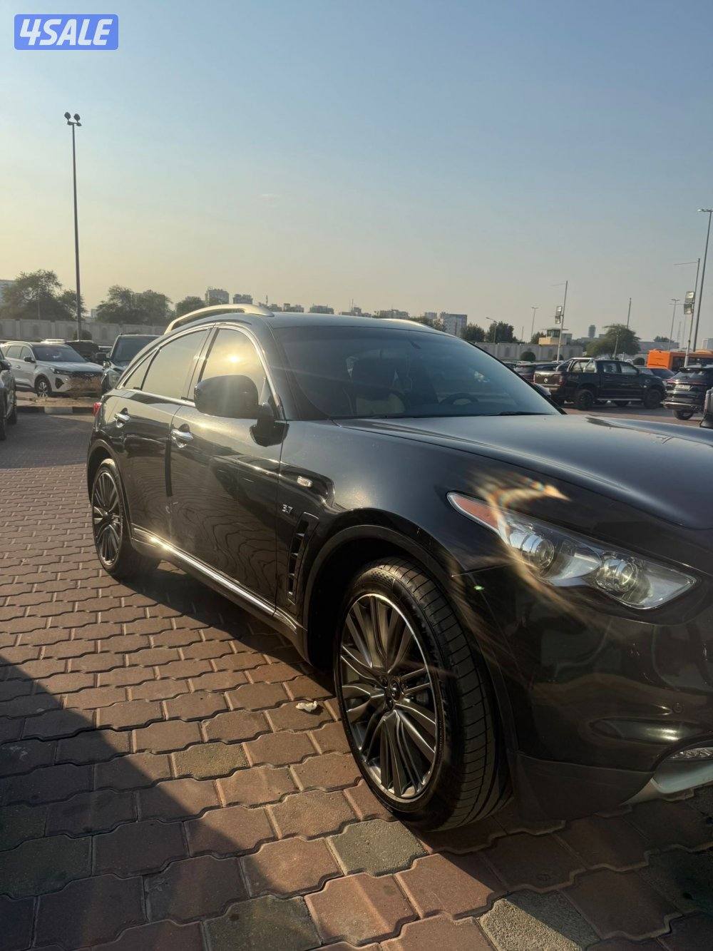 للبيع حسب انفنتي كامل المواصفات مديل ٢٠١٨ شرط الفحص5