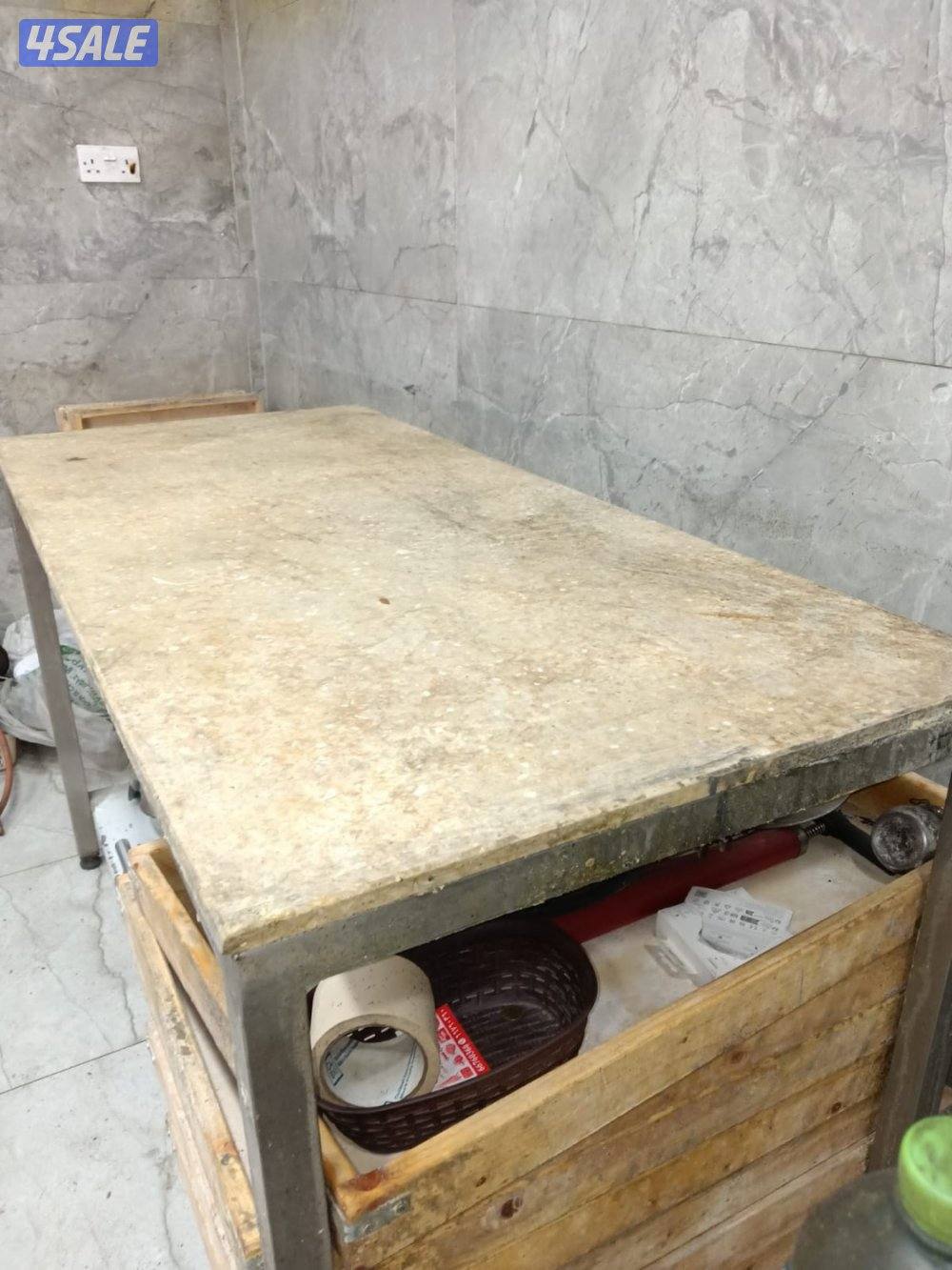 للبيع اغراض مطعم مشويات وفطاير وشورما نظيفه2