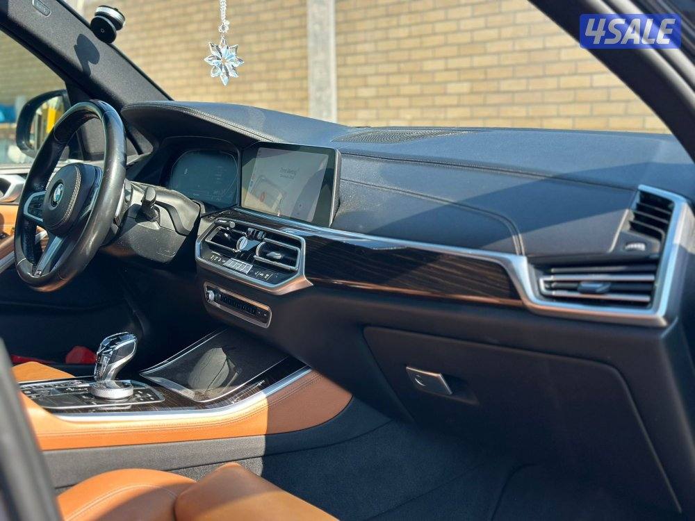 للبيع BMW X5/M 40i/20198