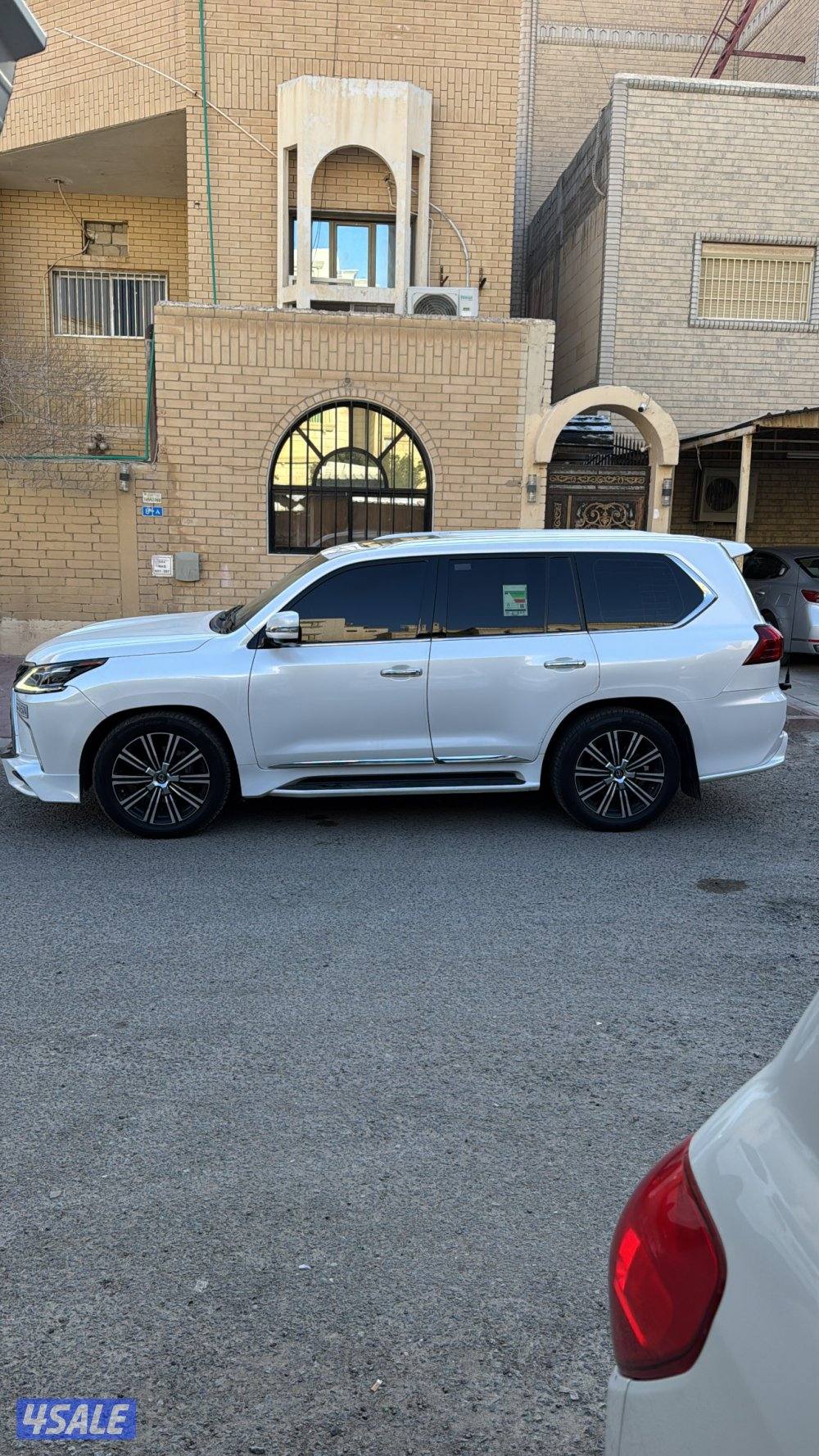 للبيع جيب لكزس سبورت وارد الساير 20194