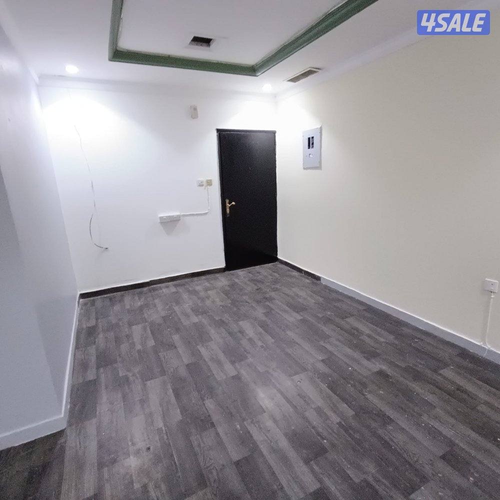 شقق للايجار بالسالمية خلو وفاضي غرفة وصالة بشارع العوازم11