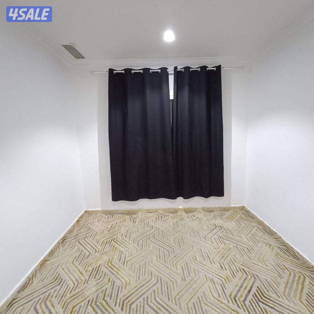 شقق للايجار بالسالمية خلو وفاضي غرفة وصالة بشارع العوازم12