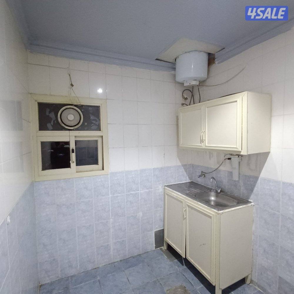 شقق للايجار بالسالمية خلو وفاضي غرفة وصالة بشارع العوازم14