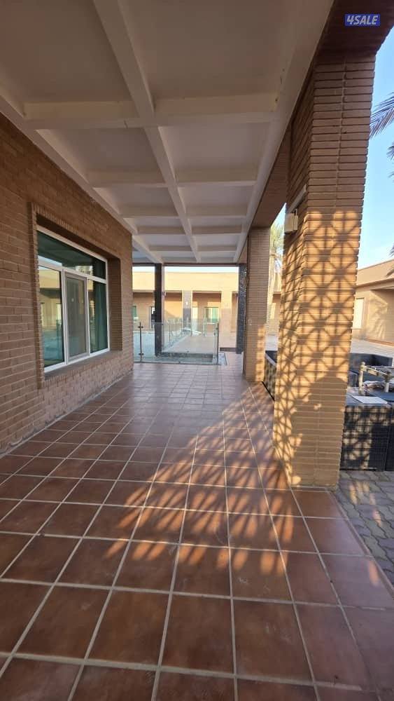 للبيع مزرعه بالعبدلي 92 الف م بطن وظهر بها فيلا ومزروعه كامله1