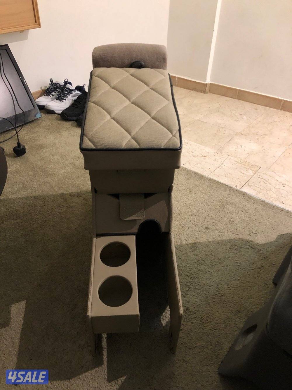 للبيع تكايات سياره3