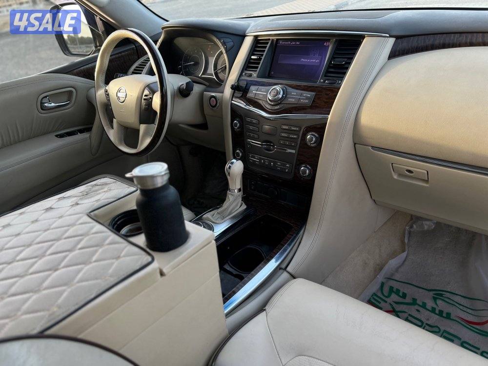 للبيع باترول 2013 عداد 300 مكينه 320 شرط الفحص قير مكينه شاصي7