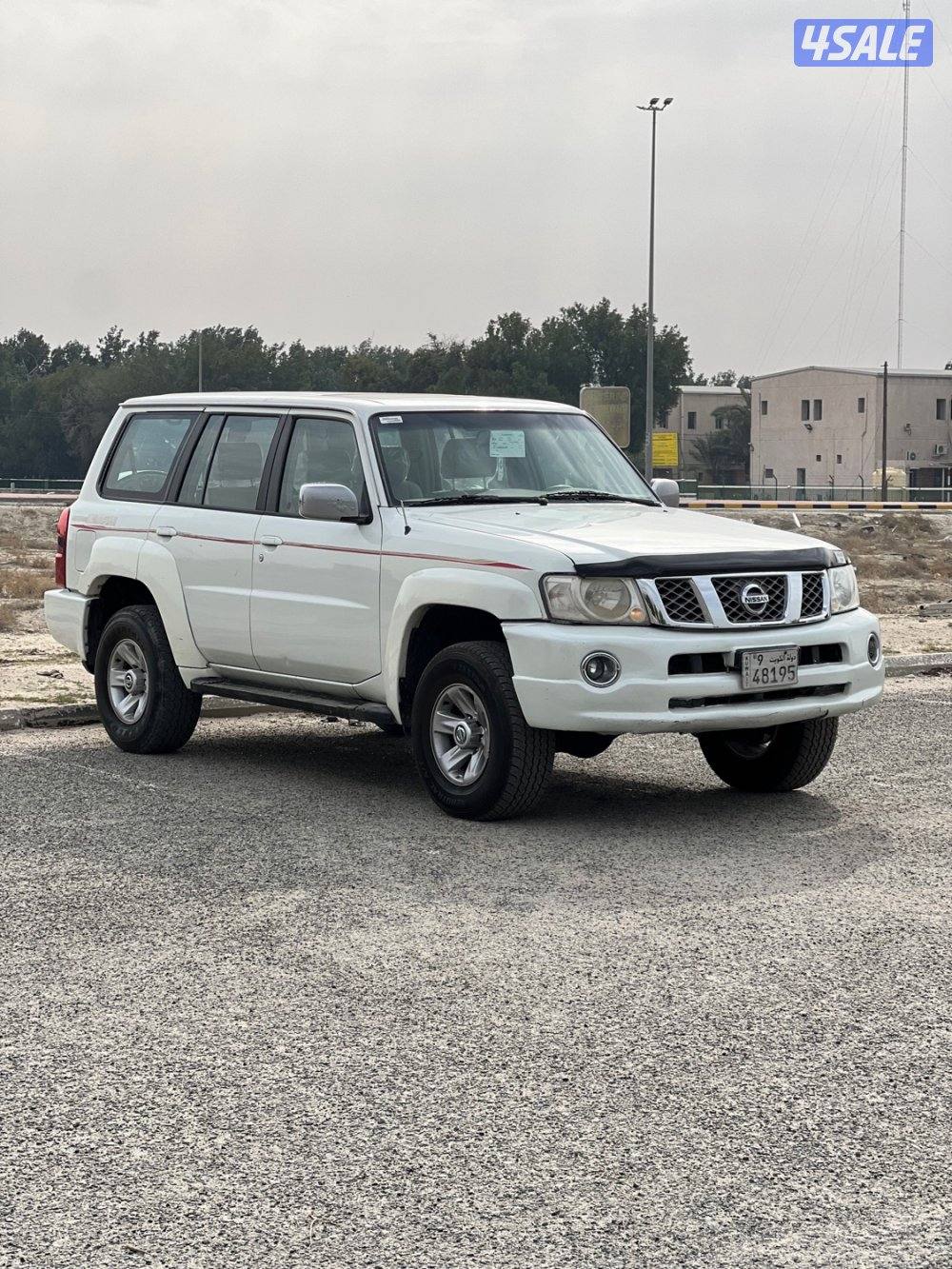 للبيع نيسان فتك 2006 القير تماتيك شرط الفحص قير مكينة شاصي لايوثر0